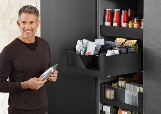 Blum Legrabox pure kitset one door Design Element fronts Length 500-550mm ,5 × 40kg Space tower up to 600W