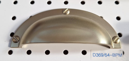 Kethy Traditional Shell 64mm C to C 96mm O/A Distressed Available in 3 Colours : Antique Pewter ,Black Paint Matt#5 ,Matt Nickel