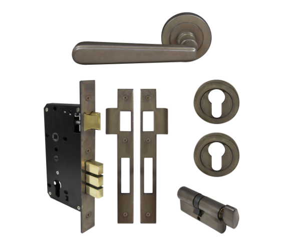 Windsor Premium NZ Villa Round Rose Entrance Set - E85 Priced Per Set Available in 13 Colours