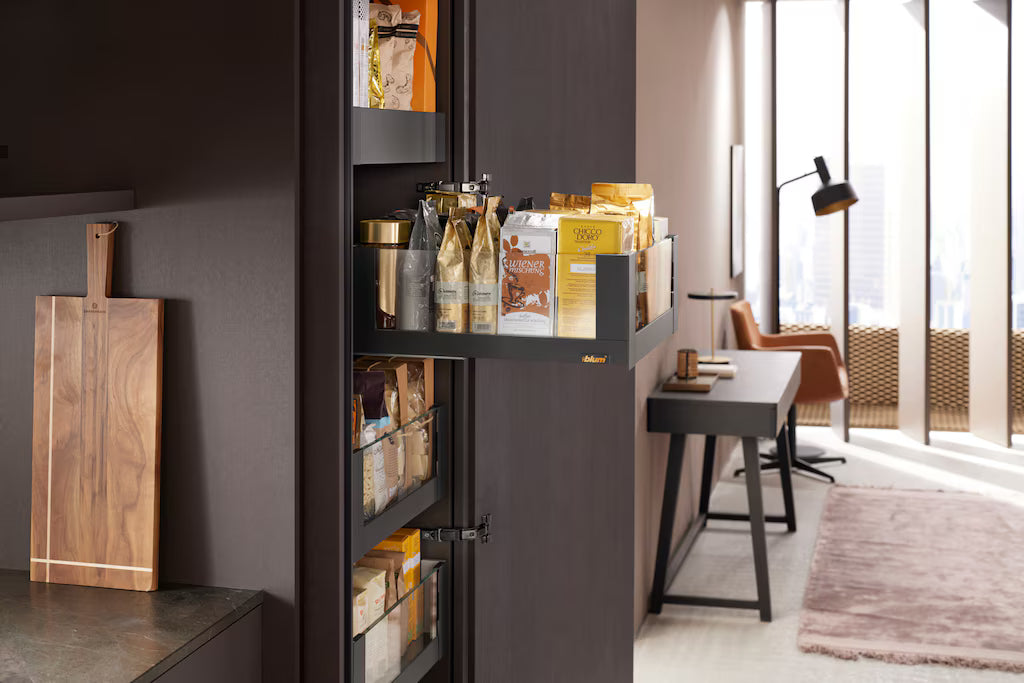 Blum Legrabox pure kitset one door Design Element fronts & sides 500-550mm (length 2 option),5 x 70kg Space tower up to 600w