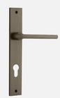 Iver Baltimore Door Lever 10702 Rectangular Backplate Signature Brass - Passage ,Privacy & Entrance