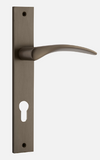 Iver Oxford  Door Lever 10704 Rectangular Backplate Signature Brass - Passage ,Privacy & Entrance