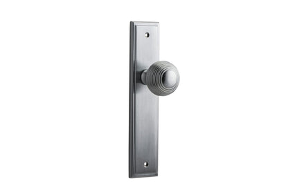 Iver Guildford Door Knob Stepped Latch Pair, Passage Kit, Privacy Kit , Entrance Kit with High Security Lock - Brushed Chrome