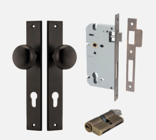 Iver Cambridge Door Knob 10822 Rectangular Backplate Signature Brass - Passage ,Privacy & Entrance