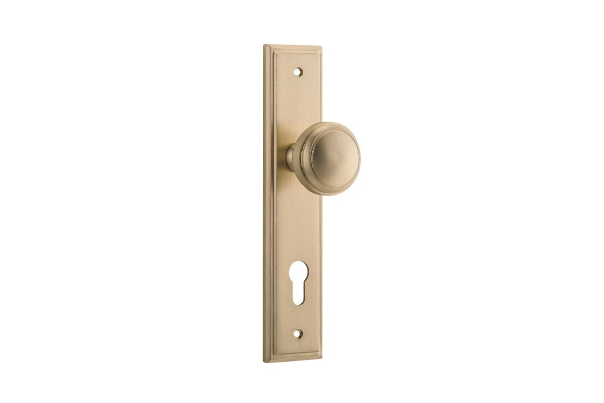 Iver Paddington  Door Knob Stepped Latch Pair, Passage Kit, Privacy Kit , Entrance Kit with High Security Lock - Brushed Brass