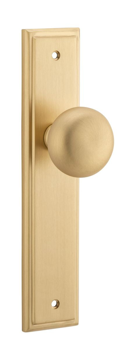 Iver Cambridge Door Knob Stepped Latch Pair, Passage Kit, Privacy Kit , Entrance Kit with High Security Lock - Brushed Brass