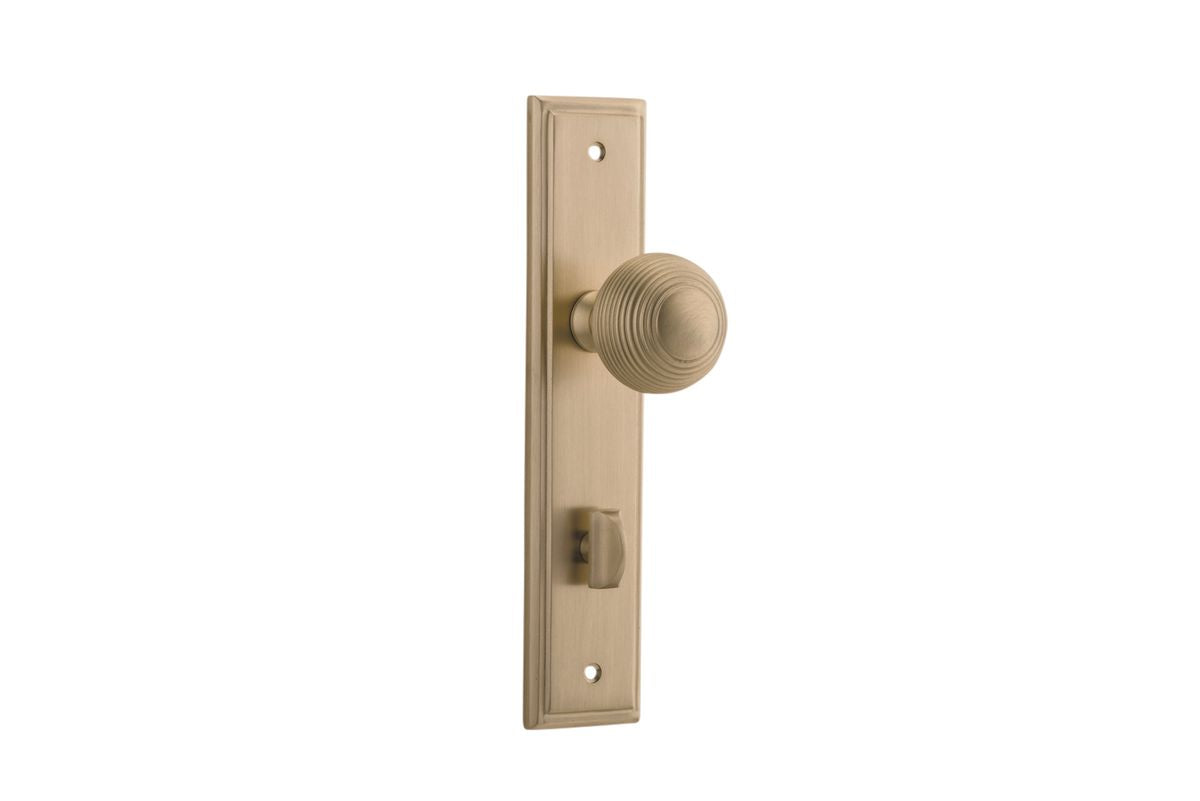 Iver Guildford Door Knob Stepped Latch Pair, Passage Kit, Privacy Kit , Entrance Kit with High Security Lock - Brushed Brass