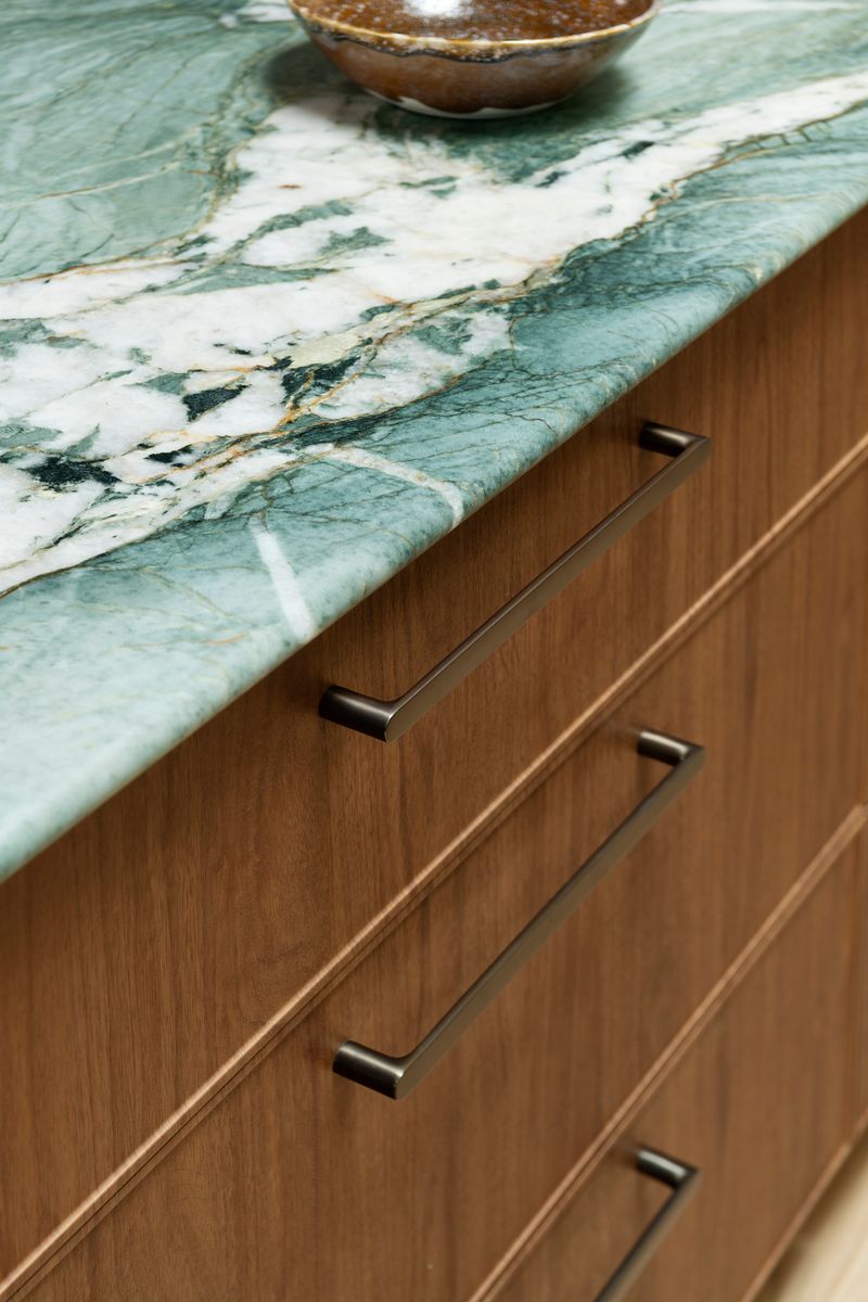 Iver Osaka Cabinet Pull Centre to Centre 96mm,128mm,160mm, 256mm Signature Brass - With Backplate & No Backplate