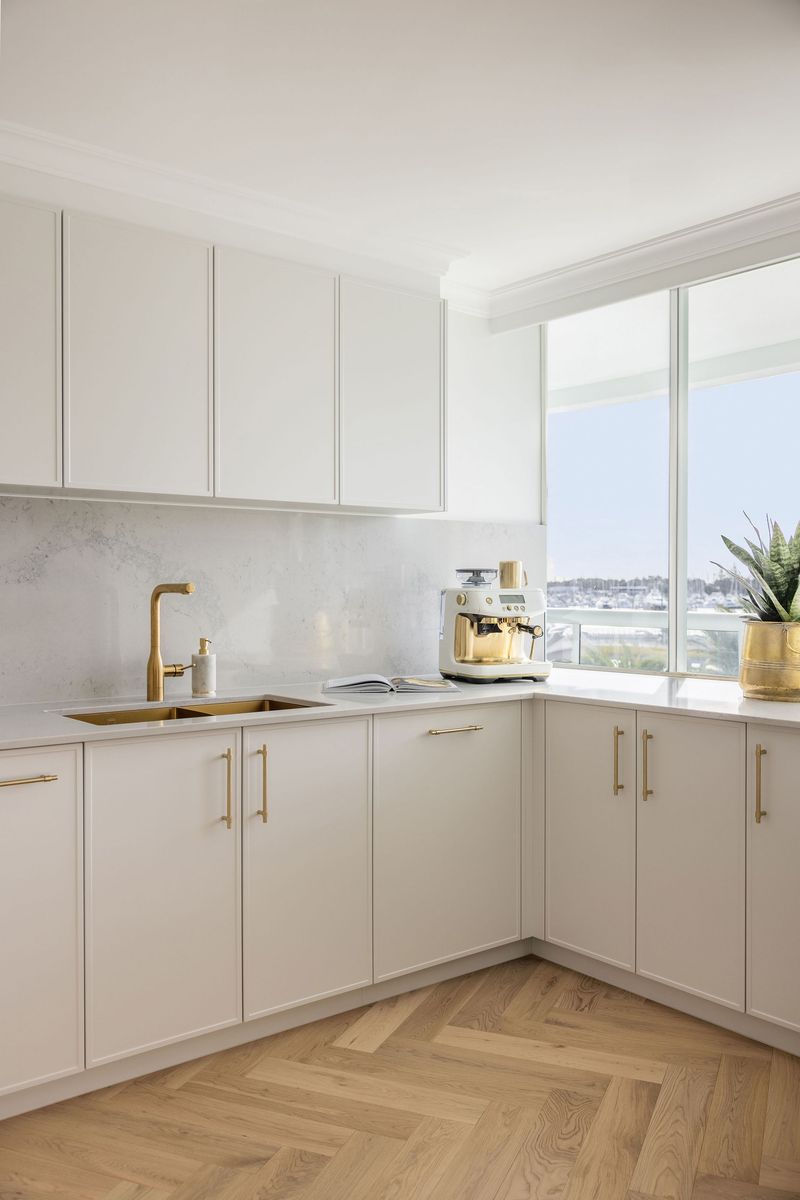Iver Helsinki Cabinet Pull Centre to Centre 96mm,128mm,160mm, 256mm Brushed Brass - With Backplate & No Backplate