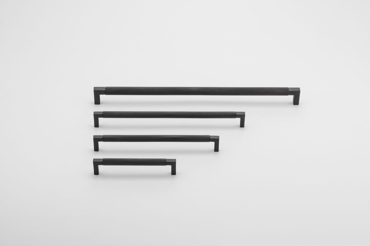 Iver Brunswick Cabinet Pull Centre to Centre 160mm,256mm,320mm, 450mm Matt Black - With Backplate & No Backplate