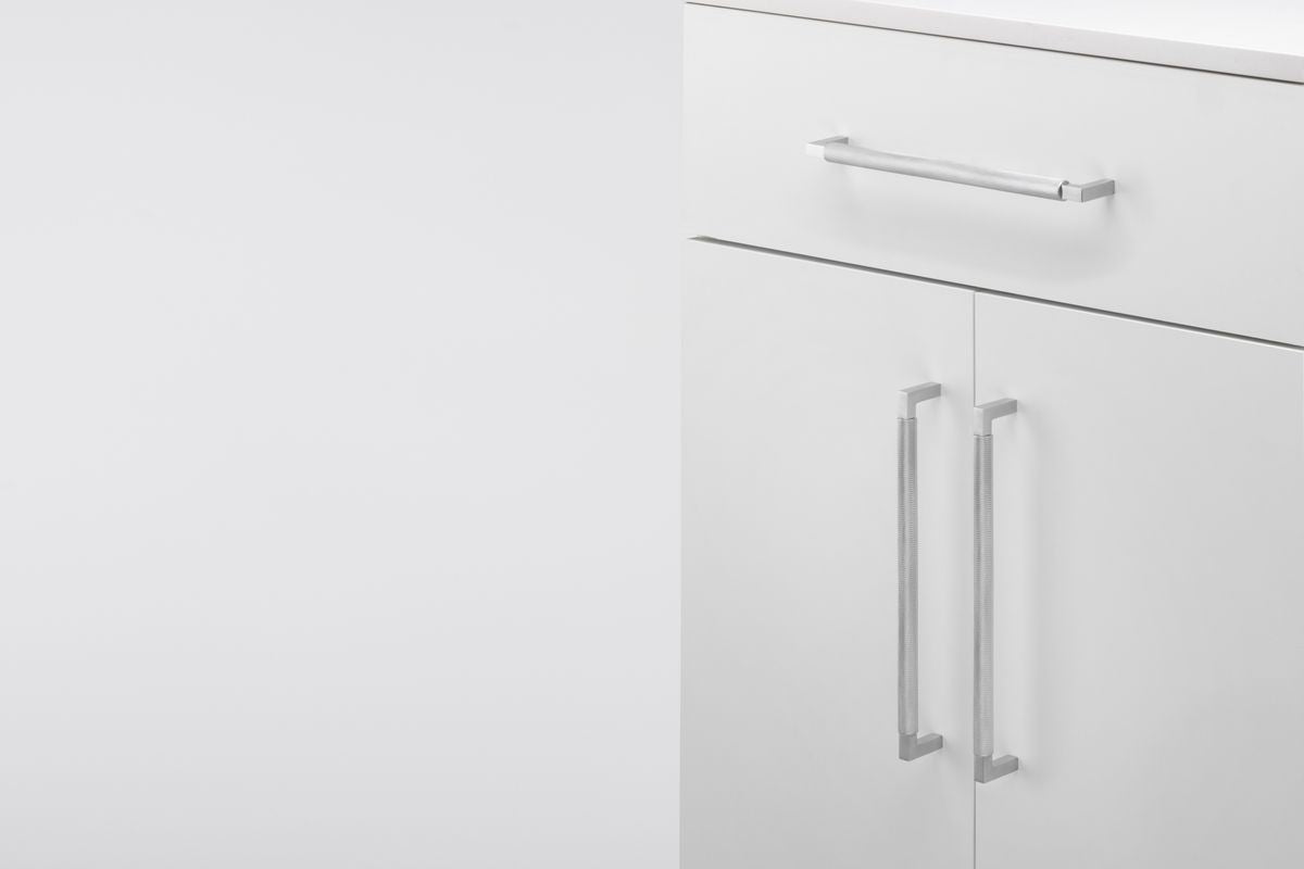 Iver Brunswick Cabinet Pull Centre to Centre 160mm,256mm,320mm, 450mm Brushed Chrome - With Backplate & No Backplate