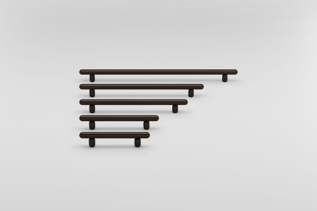Iver Puerto Cabinet Pull Centre to Centre 128mm,160mm, 256mm,320mm,450mm Available Colours Brushed Gold PVD, Matt Black, Polished Chrome, Satin Nickel, Signature Brass