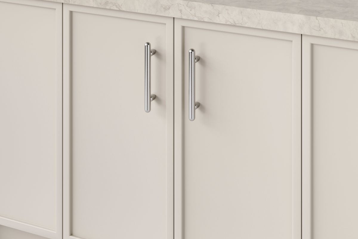 Iver Puerto Cabinet Pull Centre to Centre 128mm,160mm, 256mm,320mm,450mm Available Colours Brushed Gold PVD, Matt Black, Polished Chrome, Satin Nickel, Signature Brass