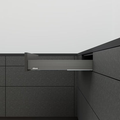 Blum Legrabox pure kitset  Length 450mm x 80mm - 257mm ( height 5 Options) 40kg