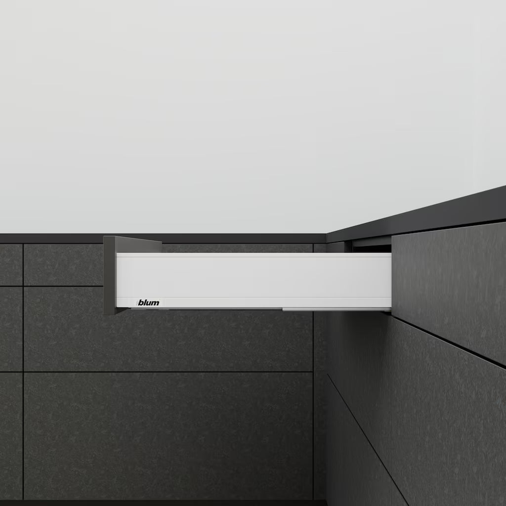 Blum Legrabox pure kitset Length 550mm x 106mm - 257mm ( height 4 Options) 40kg