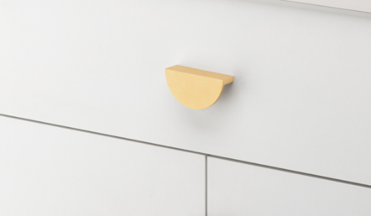 Iver Osaka Drawer Pull Half Moon Available in 6 Colours: Signature Brass, Matt Black ,Polished Chrome, Brushed Chrome ,Brushed Brass, Satin Nickel