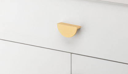 Iver Osaka Drawer Pull Half Moon Available in 6 Colours: Signature Brass, Matt Black ,Polished Chrome, Brushed Chrome ,Brushed Brass, Satin Nickel