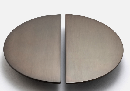 Iver Osaka Large Pull 21341 Half Moon Available in 6 Colours: Signature Brass, Matt Black ,Polished Chrome, Brushed Chrome ,Brushed Brass, Satin Nickel