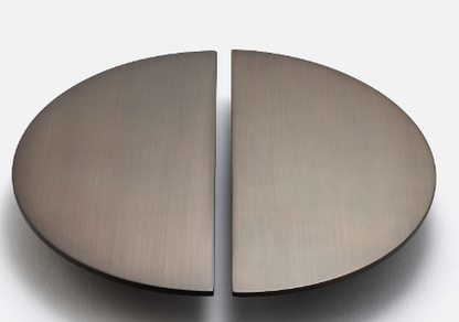 Iver Osaka Large Pull 21341 Half Moon Available in 6 Colours: Signature Brass, Matt Black ,Polished Chrome, Brushed Chrome ,Brushed Brass, Satin Nickel