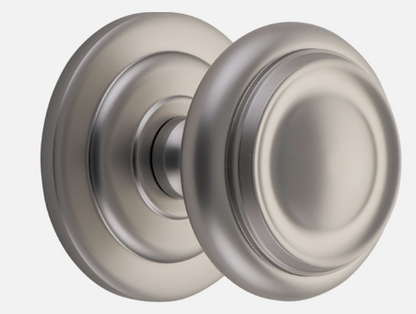 Iver Sarlat Centre Door Knob Polished Brass & Satin Nickel
