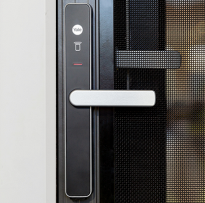 YALE UNITY SECURITY SCREEN DOOR LOCK SILVER