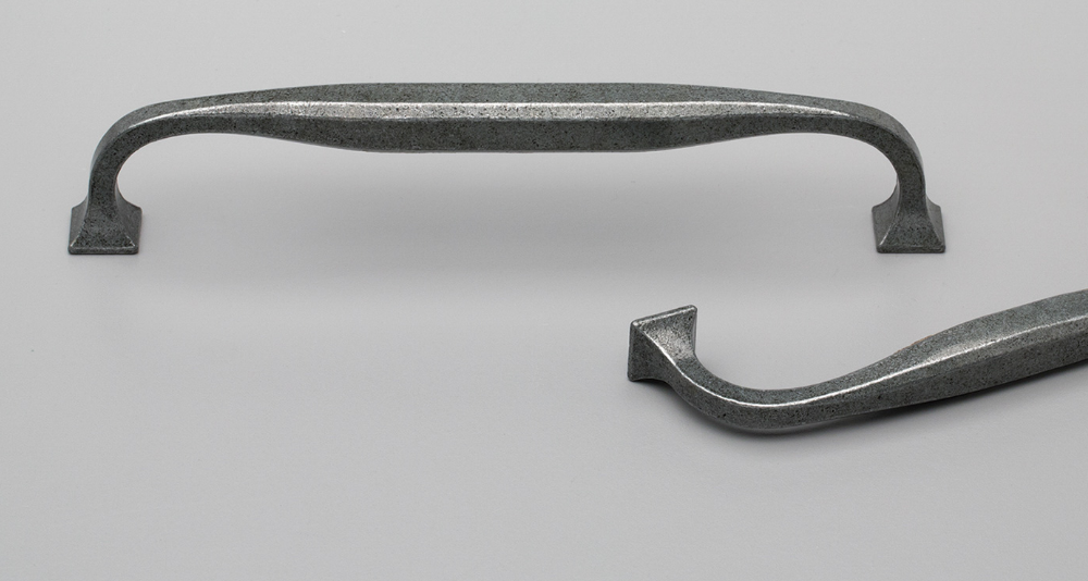 Kethy Zamak D Handle Square Section Beveled Corners C to C Iron Effect Finish Available In 2 Sizes : 128mm ,160mm
