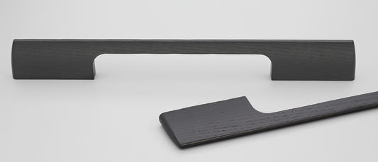Kethy New Aero Handle 160mm C to C, O/A 218 Available In 3 Colours : Black Stain ,Oak ,Walnut