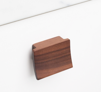 Kethy Tofu Handle 32mm C to C, O/A 56mm Available In 3 Colours : Black Stain ,Oak ,Walnut