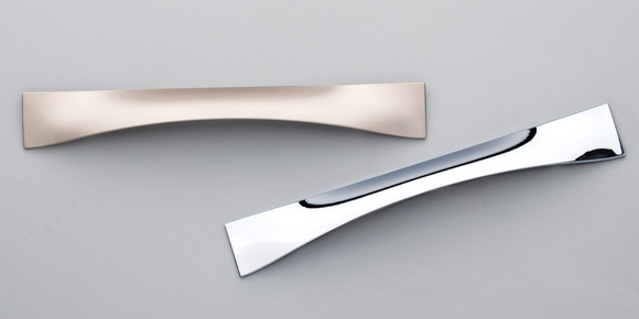 Kethy Wrap Handle 128mm C To C, O/A 190.4mm Brushed Nickel & Polished Chrome