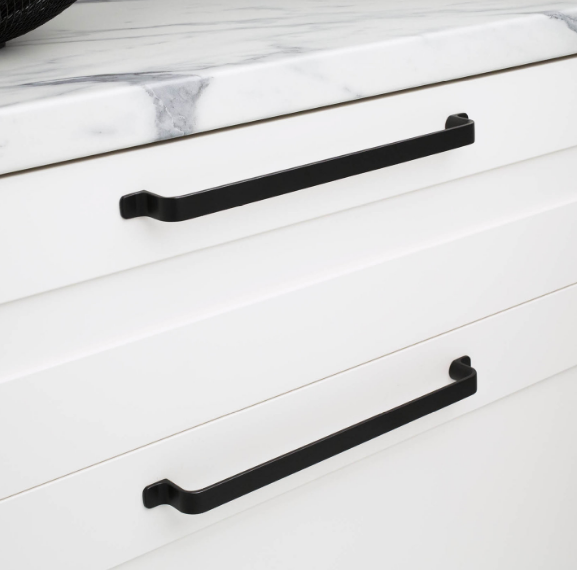 Kethy Rio Hampton Shaker Flat D Handle 256mm Curved Under C to C Available In 3 Colours : Antique Brown ,Black Paint Matt ,Rustic Grey