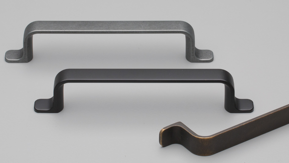 Kethy Rio Hampton Shaker Flat D Handle 128mm Curved Under C to C Available In 3 Colours : Antique Brown ,Black Paint Matt ,Rustic Grey