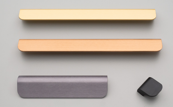 Kethy Clare Aluminium Pull 128mm Slant Handle Curved C to C Available In 4 Colours : Brushed Anthracite , Brushed Gold Finish ,Black Anodised Matt & Brushed ,Brushed Rose-Brass Finish