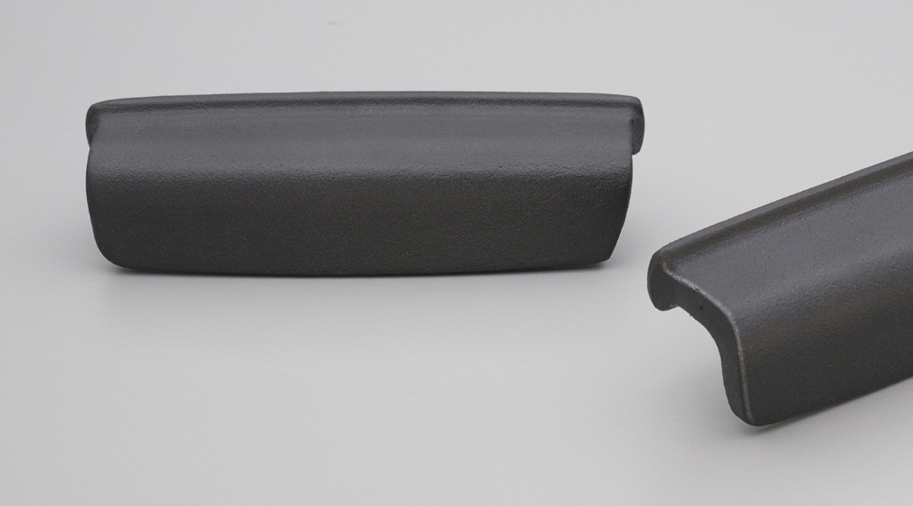 Kethy Bilbao Iron Pull 96mm Plain Shell Handle Narrow Flange C to C Bl ...