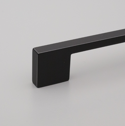 Kethy Binda Handle 192mm Thin Flat D Handle Wide Feet C to C Available In 4 Colours : Matt Champagne Paint ,Matt Graphite Paint ,Black Paint Matt#4 ,Matt Silver Paint