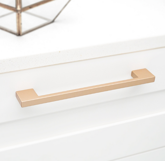 Kethy Binda Handle 192mm Thin Flat D Handle Wide Feet C to C Available In 4 Colours : Matt Champagne Paint ,Matt Graphite Paint ,Black Paint Matt#4 ,Matt Silver Paint