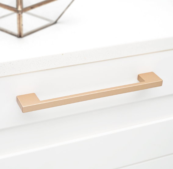 Kethy Binda Handle 192mm Thin Flat D Handle Wide Feet C to C Available In 4 Colours : Matt Champagne Paint ,Matt Graphite Paint ,Black Paint Matt#4 ,Matt Silver Paint
