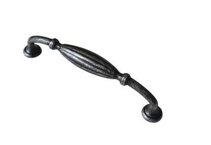 ELITE FLORENTINE PULL HANDLE HOLE CENTRE 128MM ( HEIGHT 35MM x LENGTH 145MM x WIDTH 21MM ) AVAILABLE IN 4 COLOURS : SATIN BLACK ,ANTIQUE BRONZE ,BLACK IRON ,ANTIQUE PEWTER