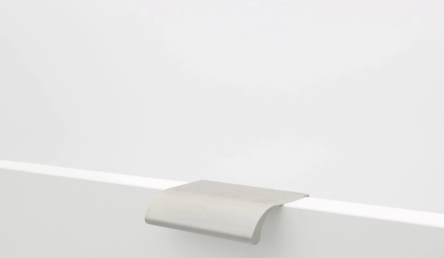 ELITE LUCIA OVERLAY PULL HANDLE HOLE CENTRE AVAILABLE IN 4 SIZES : 32MM ,50MM ,128MM ,256MM BRUSHED NICKEL MATT