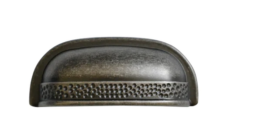 ELITE MONTCLAIR SHELL KNOB HEIGHT : 76mm x LENGTH : 99mm x WIDTH : 41.5mm BLACK IRON & ANTIQUE BRONZE
