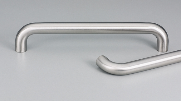 Kethy Enna Stainless D Handle 15.8mm Dia S/Steel Handle C to C  Available In 5 Sizes : 144mm x 128mm ,176mm x 160mm , 208mm x 192mm ,240mm x 224mm ,304mm x 288mm