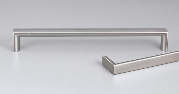 Kethy Como D Handle 14mm Flat Top Stainless Steel Handle C to C Available In 5 Sizes : 104mm x 96mm ,136mm x 128mm ,168mm x 160mm ,200mm x 192mm ,232mm x 224mm