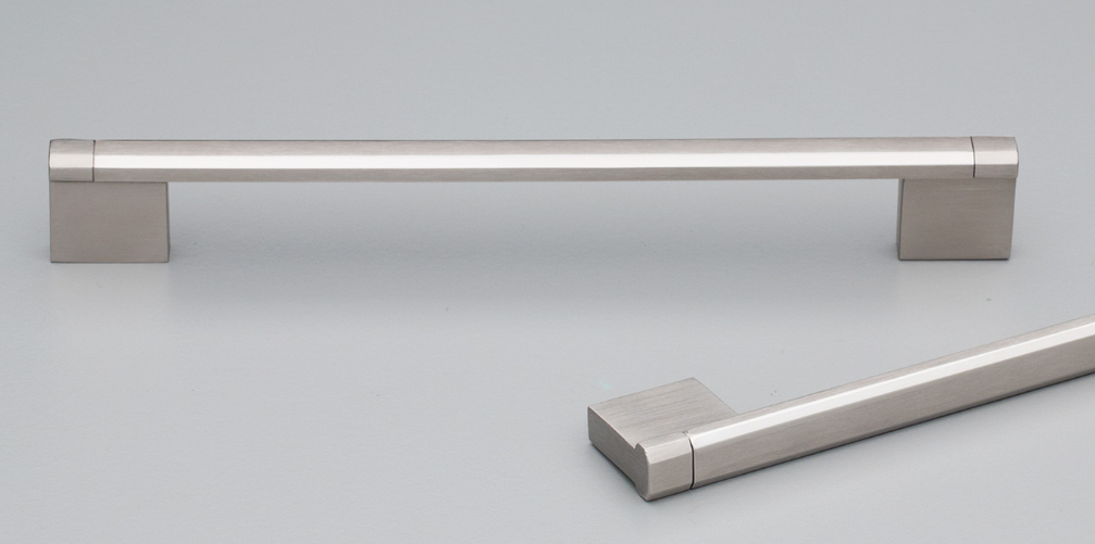 Kethy Tasman Stainless D Handle 12mm Two Tone Top Stainless Steel C to C Available In 4 Sizes : 288mm ,384mm ,480mm ,608mm