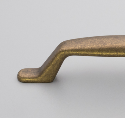 Kethy Avila Handle 96mm Handle Available In 5 Colours : Antique Brass Matt ,Copper Blush Matt ,Charcoal Matt ,Black Powder Coat Matt#8 ,Oxidised Tin Matt