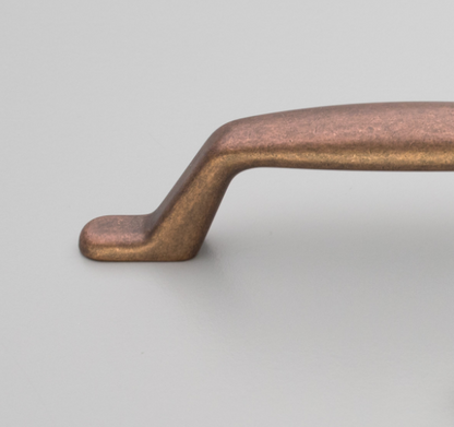Kethy Avila Handle 96mm Handle Available In 5 Colours : Antique Brass Matt ,Copper Blush Matt ,Charcoal Matt ,Black Powder Coat Matt#8 ,Oxidised Tin Matt