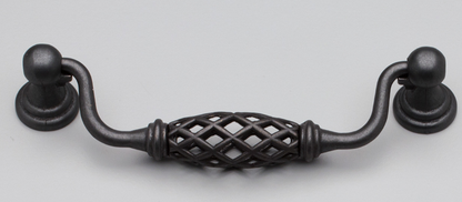 Kethy Bingley Drop D Handle Basket Centre 128mm C to C Antique Black