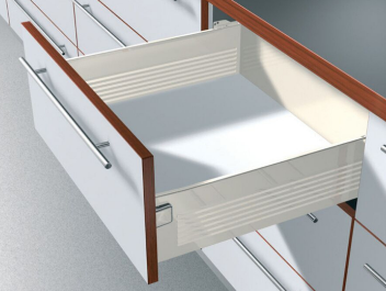 Blum METABOX SINGLE EXTENSION DRAW SET Length 400 mm ,Heights 86, 120 and 150mm (available in 3 heights )